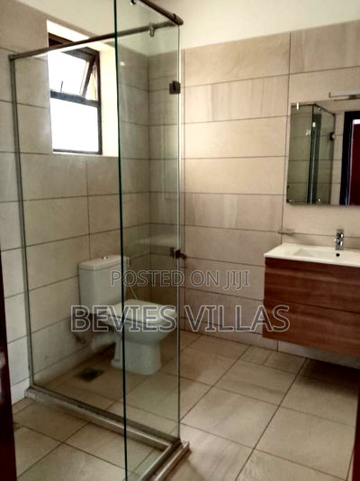 4bdrm Apartment in Parklands for sale - Image 11