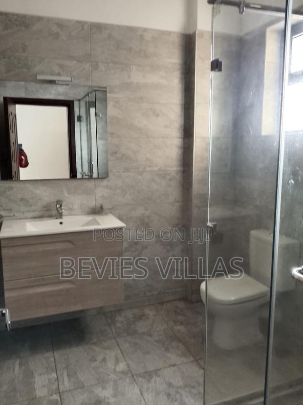 4bdrm Apartment in Parklands for sale