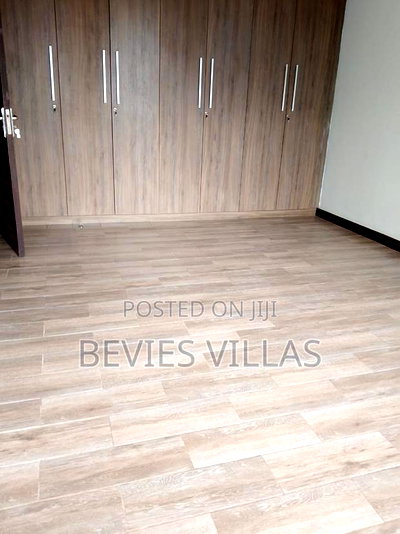 4bdrm Apartment in Parklands for sale - Image 16