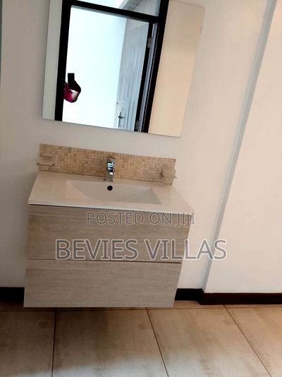 4bdrm Apartment in Parklands for sale - Image 4