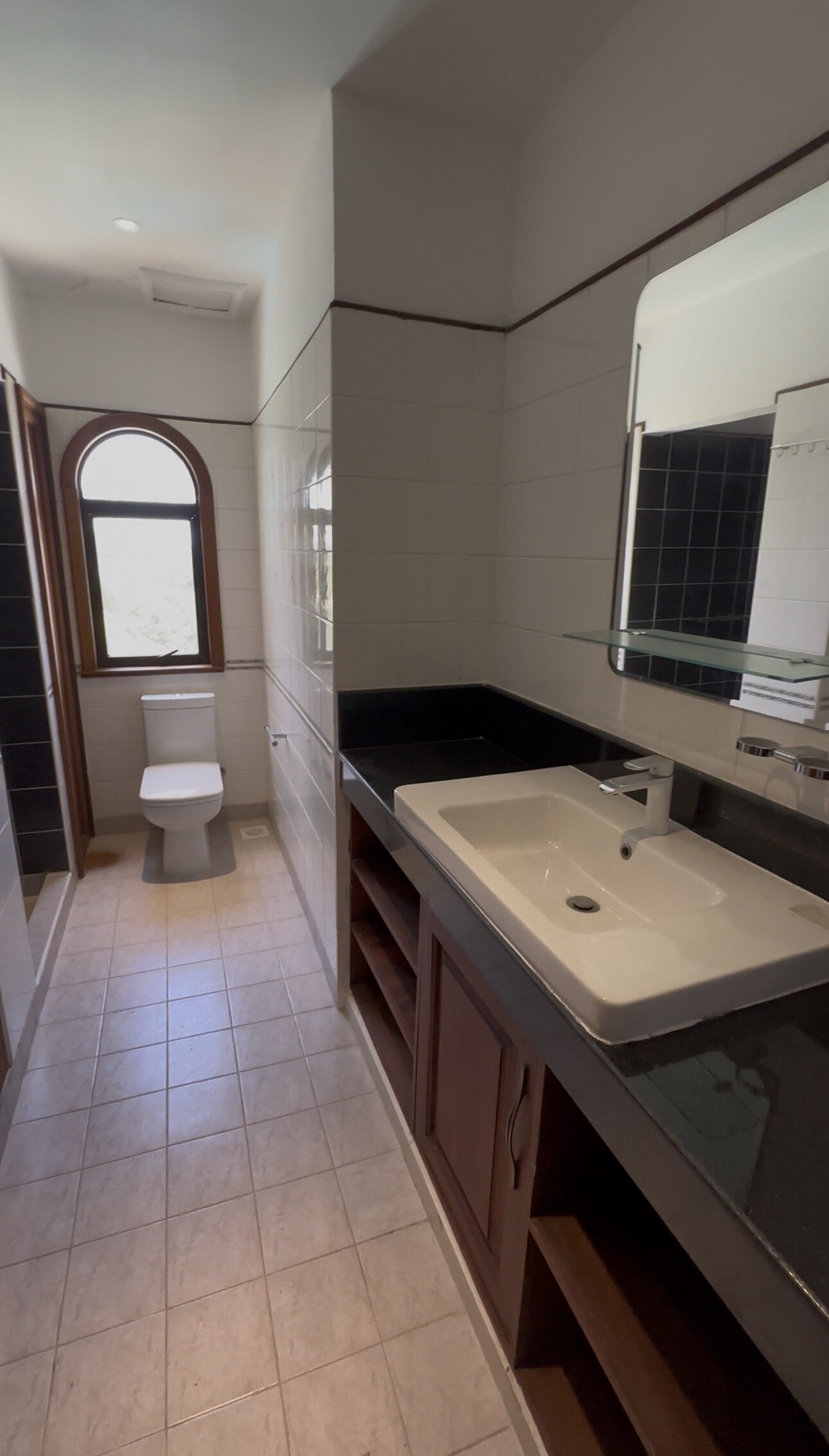 Exclusive Greenwood Nyali Apartment – 3,500 Sq Ft of Luxury Living at KES 200K