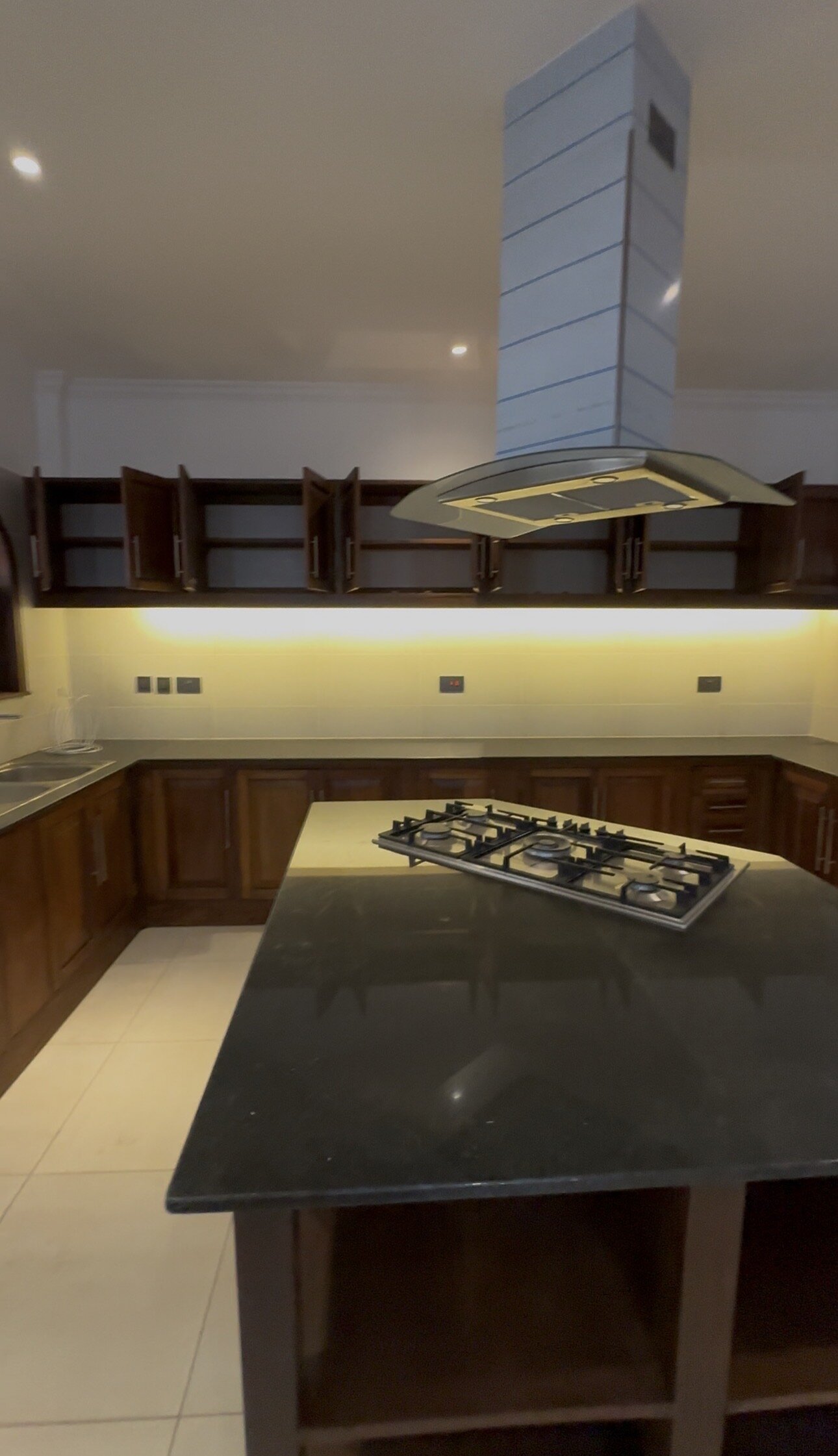 Exclusive Greenwood Nyali Apartment – 3,500 Sq Ft of Luxury Living at KES 200K