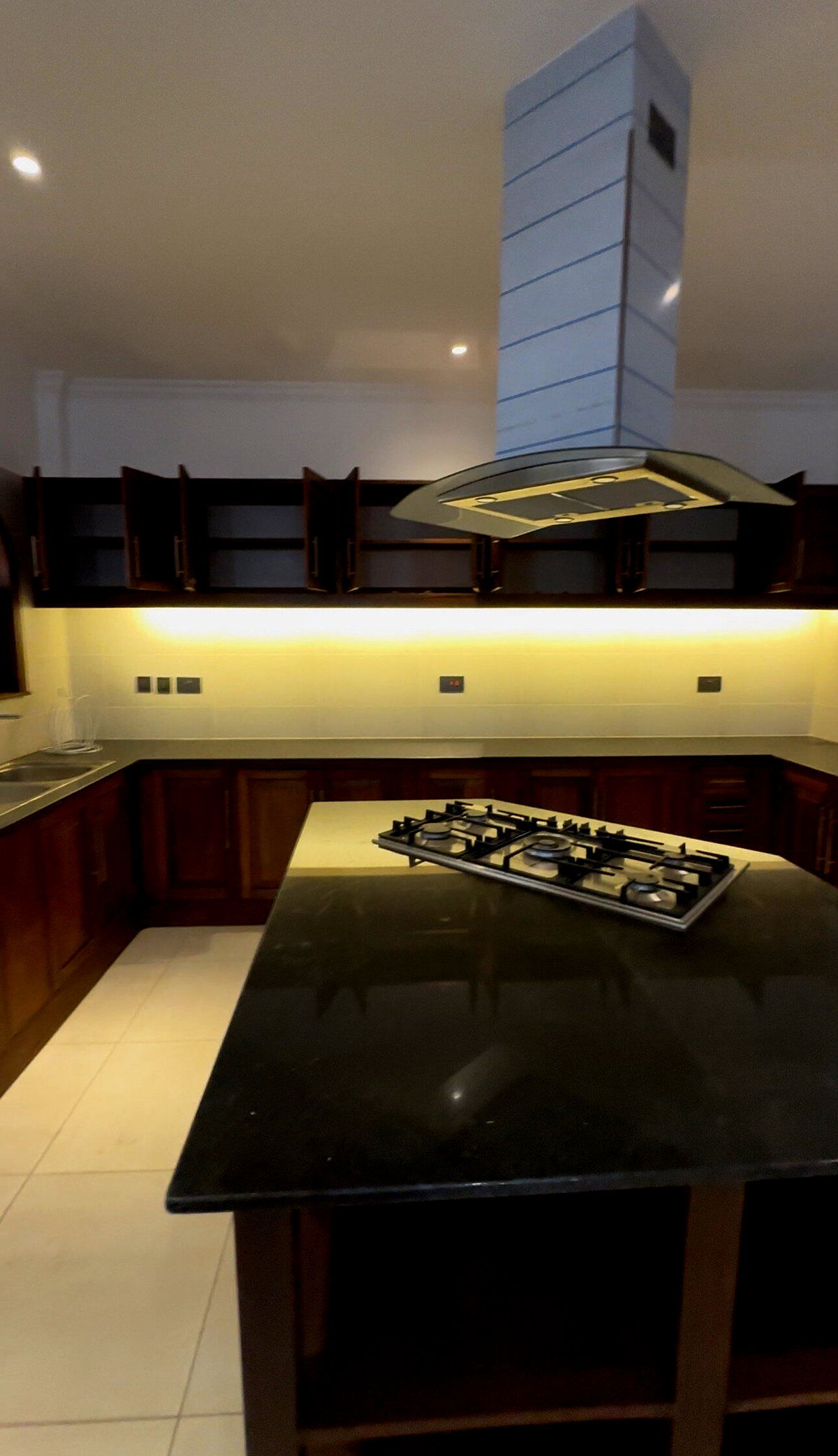 Exclusive Greenwood Nyali Apartment – 3,500 Sq Ft of Luxury Living at KES 200K