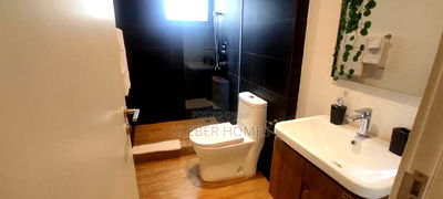 2bdrm Apartment in Southc for sale - Image 7