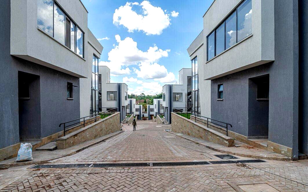 Ultra-Modern 5-Bed Townhouse in Exclusive Gated Community - Lavington