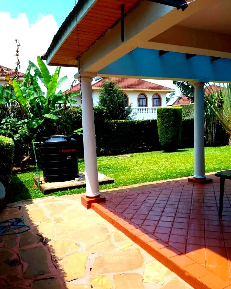 4BR All-Ensuite Townhouse with Walk-In Closets & Bathtub - Kiambu Road