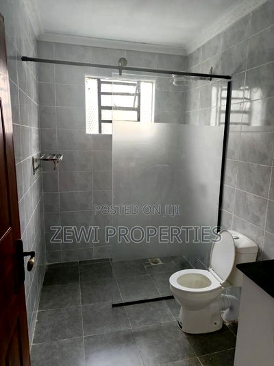 3bdrm Bungalow in Nkoroi for sale - Image 11