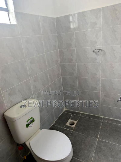 3bdrm Bungalow in Nkoroi for sale - Image 13