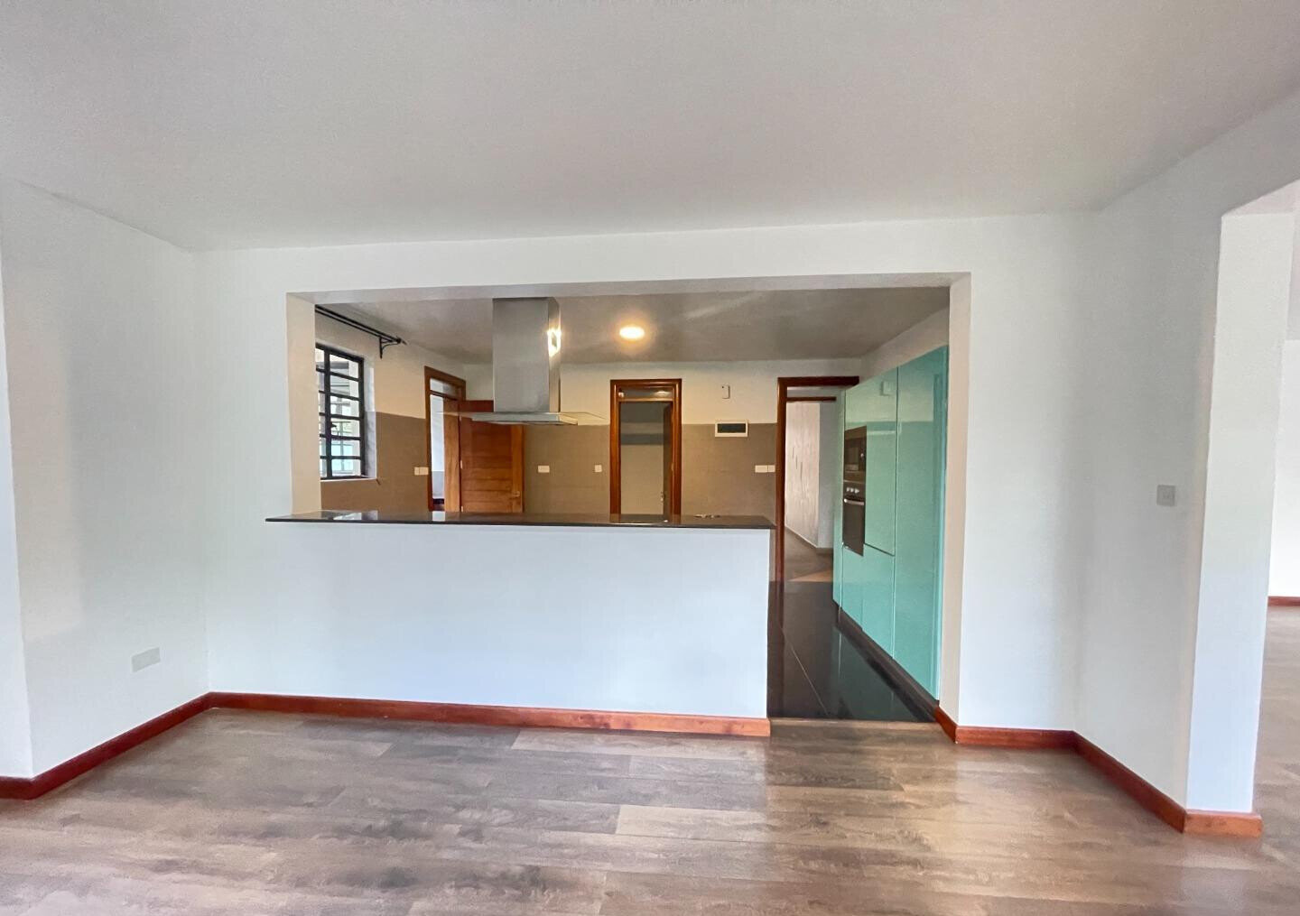 4-Ensuite Townhouse with DSQ & Garden - Riverside Lavington