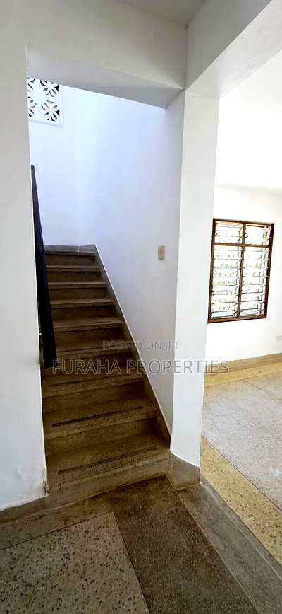 3bdrm Maisonette in Mtwapa for sale - Image 7