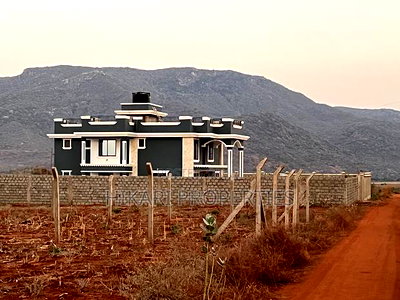 Plot on Sale Vindo (50x100) - Image 1