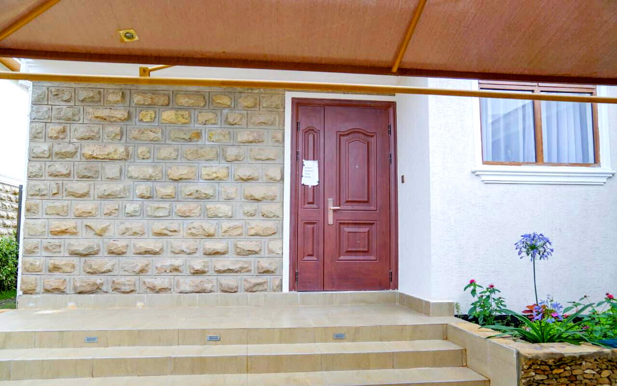 4BR All-Ensuite Townhouse in Migaa Golf Estate - Riabai
