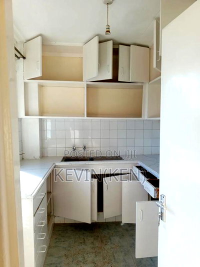 3bdrm Apartment in Kilimani for rent - Image 4
