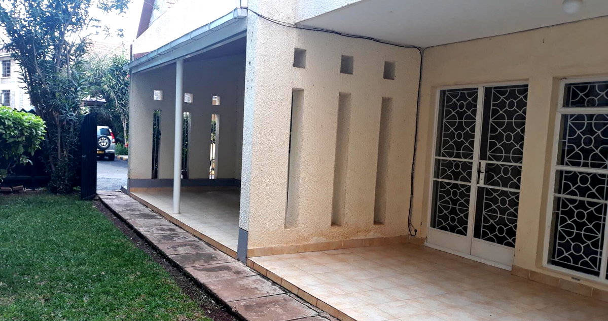 5BR Townhouse with Garden & Servants Quarters - Kileleshwa