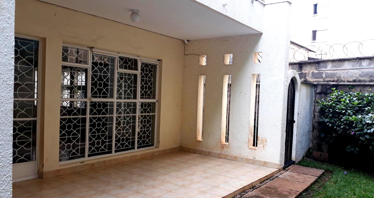 5BR Townhouse with Garden & Servants Quarters - Kileleshwa