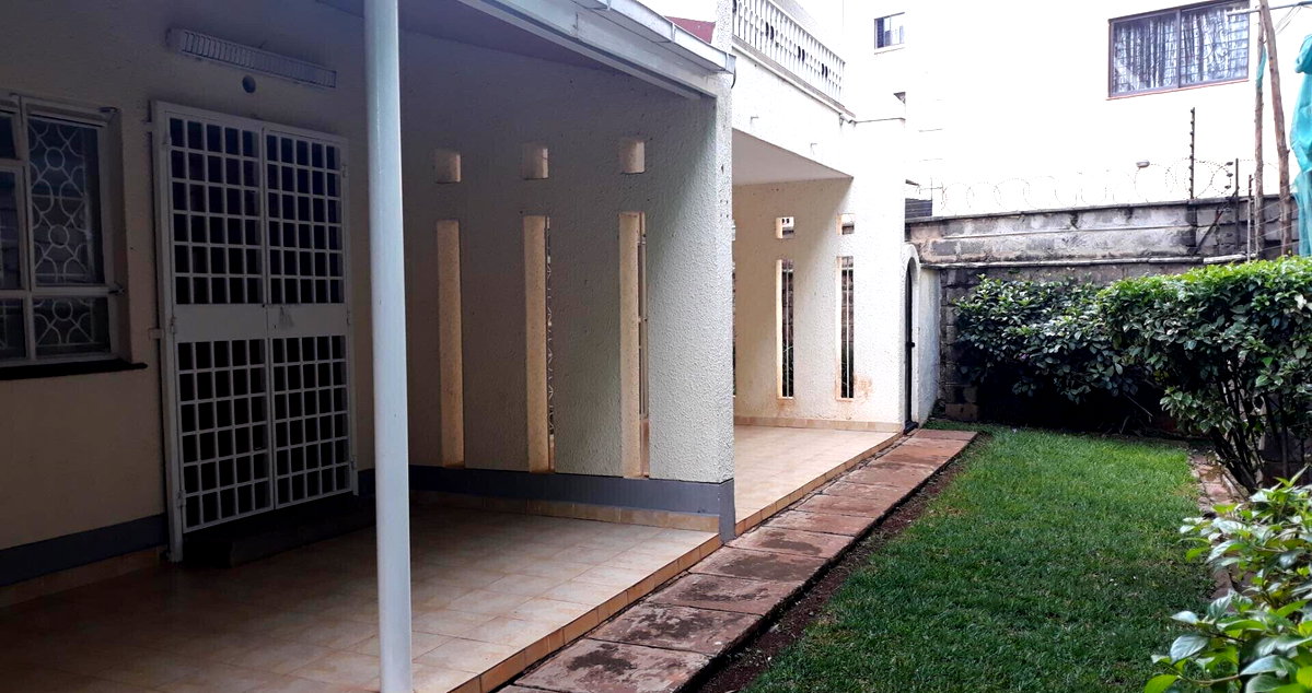 5BR Townhouse with Garden & Servants Quarters - Kileleshwa