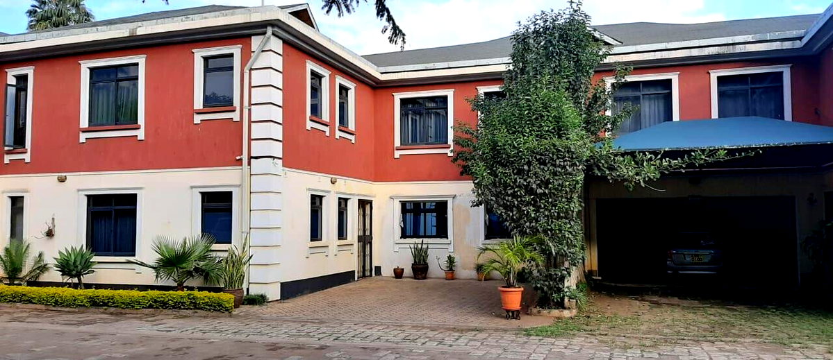 6-Ensuite Family Townhouse with Gym & Steam Room - Lavington