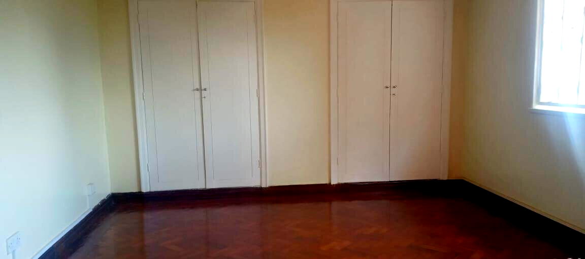 6-Ensuite Family Townhouse with Gym & Steam Room - Lavington