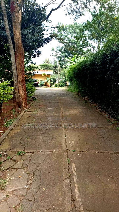 Prime 3/4 Acre Plot for Sale in Kileleshwa Along Othaya Road - Image 6