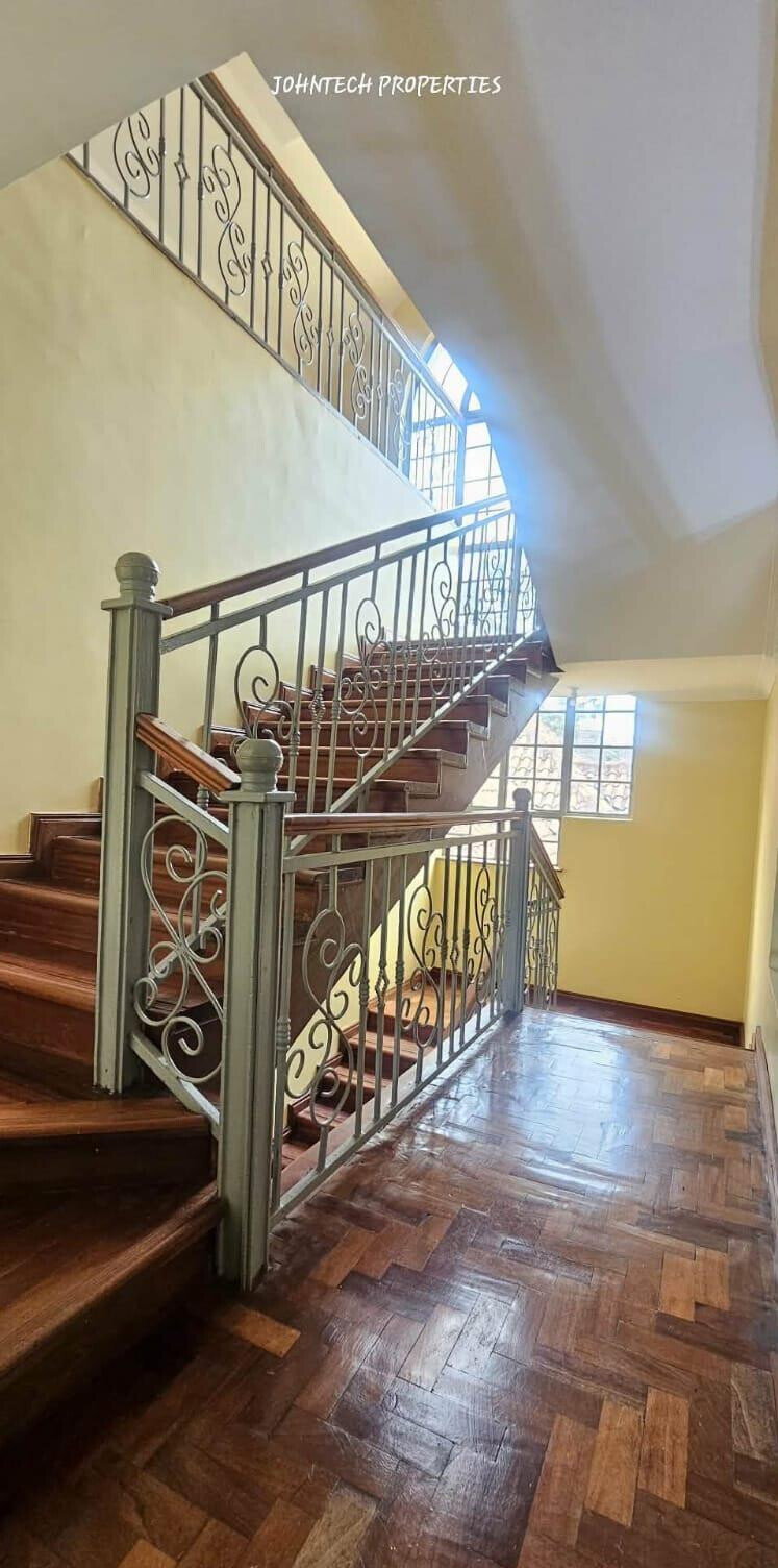 Half Acre 5BR Villa at KSh 350K