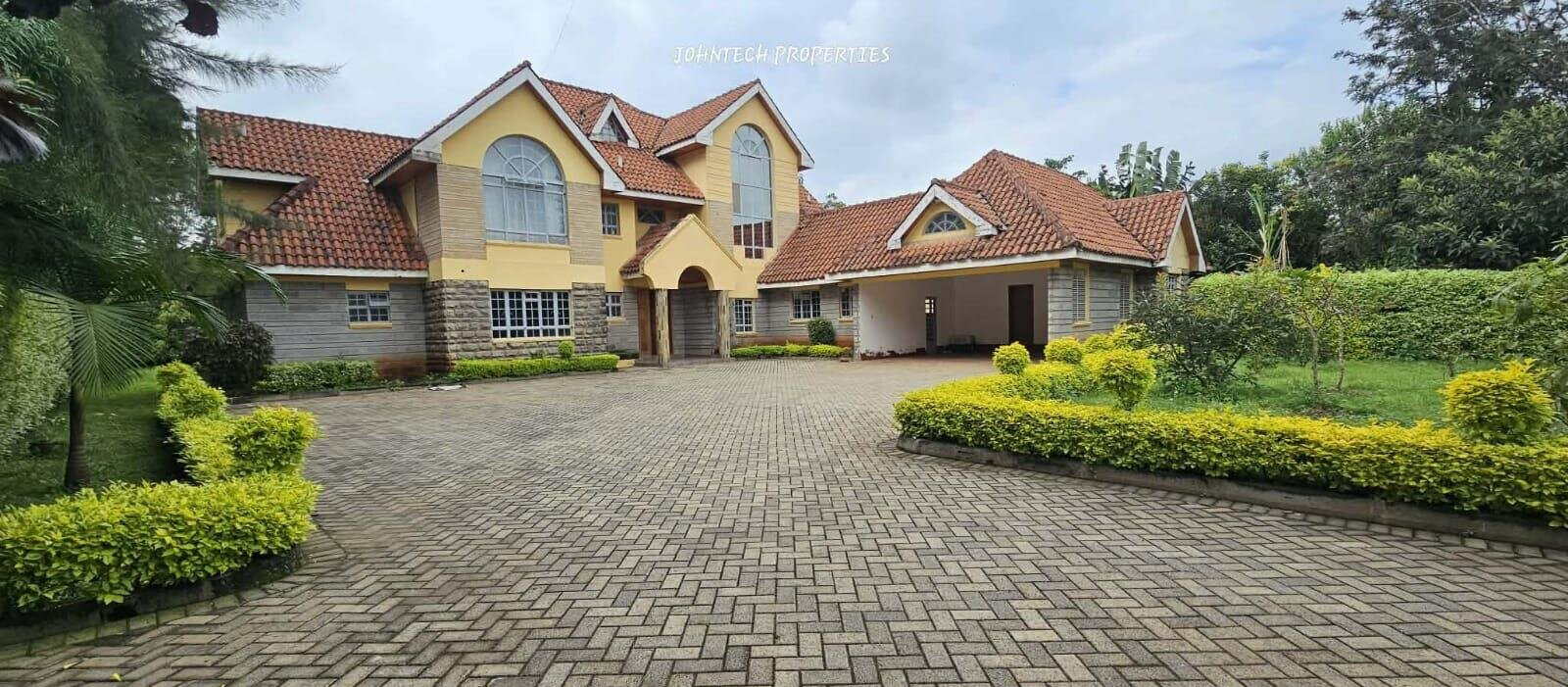 Half Acre 5BR Villa at KSh 350K