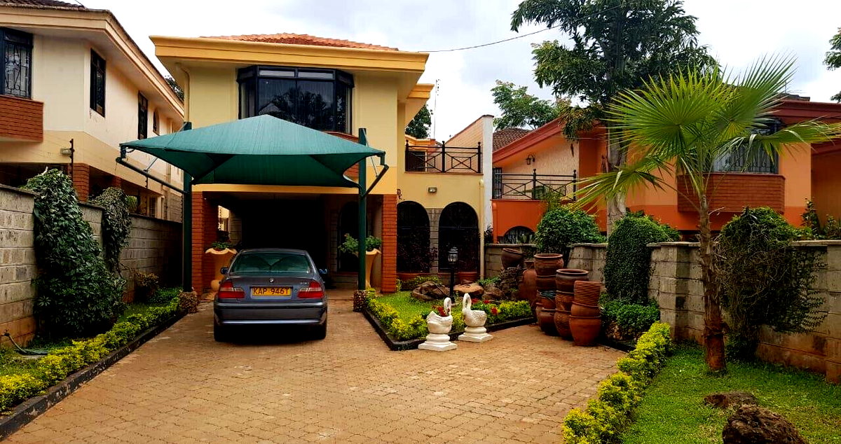 4-Ensuite Townhouse with 14 Units & Reliable Water - Westlands