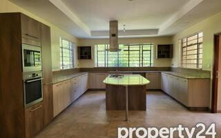 Luxury 5BR Villa at KSh 580K