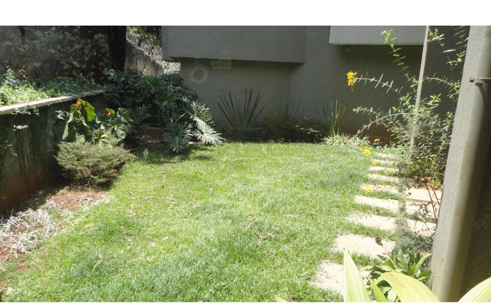 Newly Built 4-Ensuite Townhouse with Rooftop Terrace - Lavington