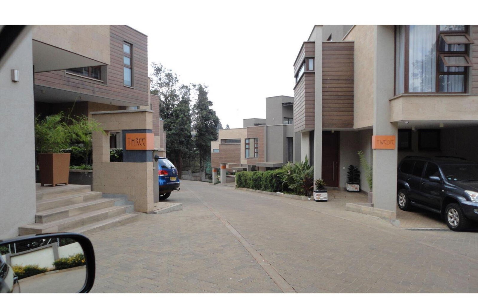 Newly Built 4-Ensuite Townhouse with Rooftop Terrace - Lavington