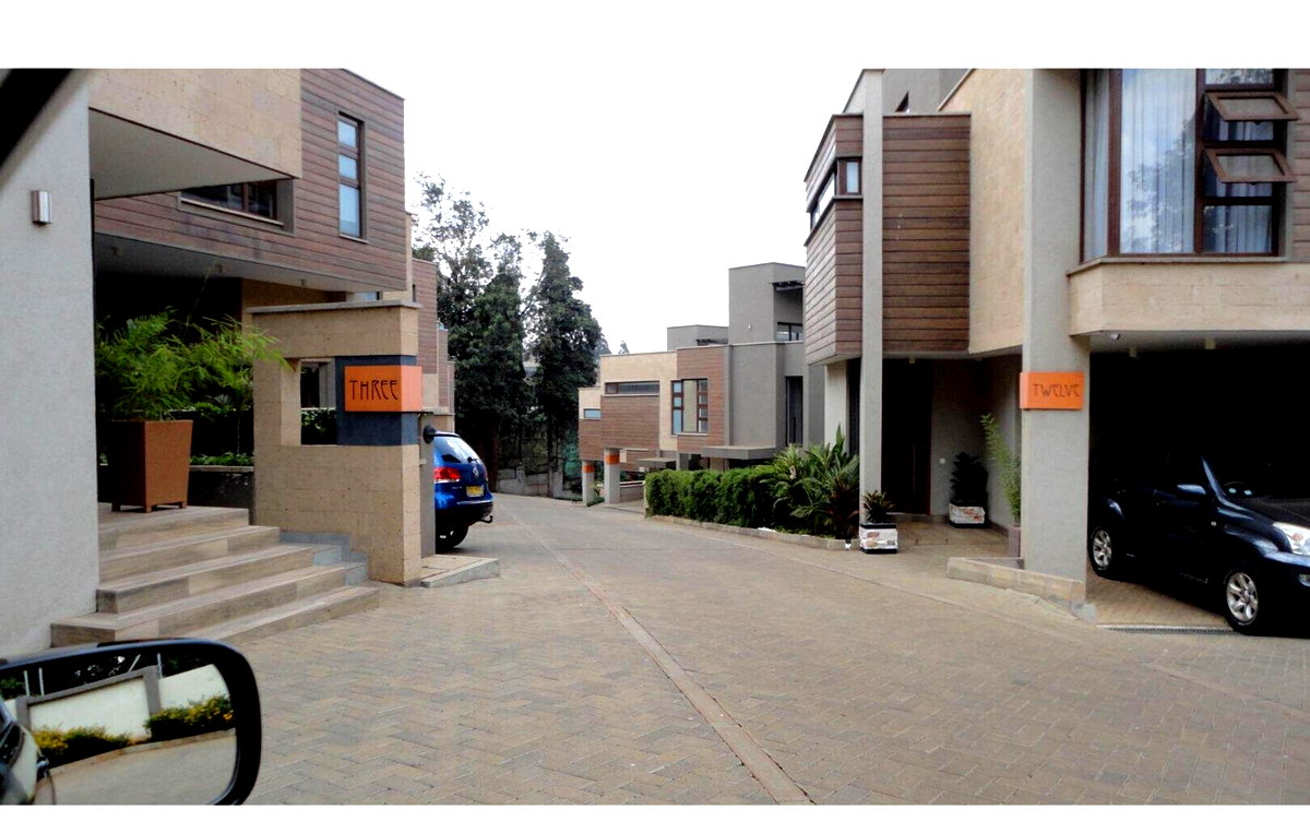 Newly Built 4-Ensuite Townhouse with Rooftop Terrace - Lavington