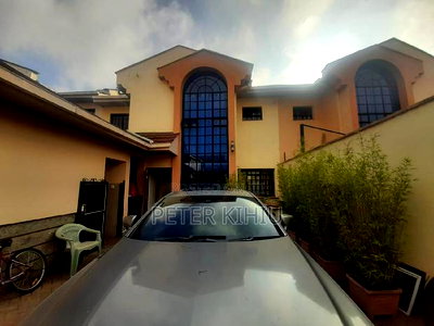 4bdrm Maisonette in Phenom Estate for sale - Image 2
