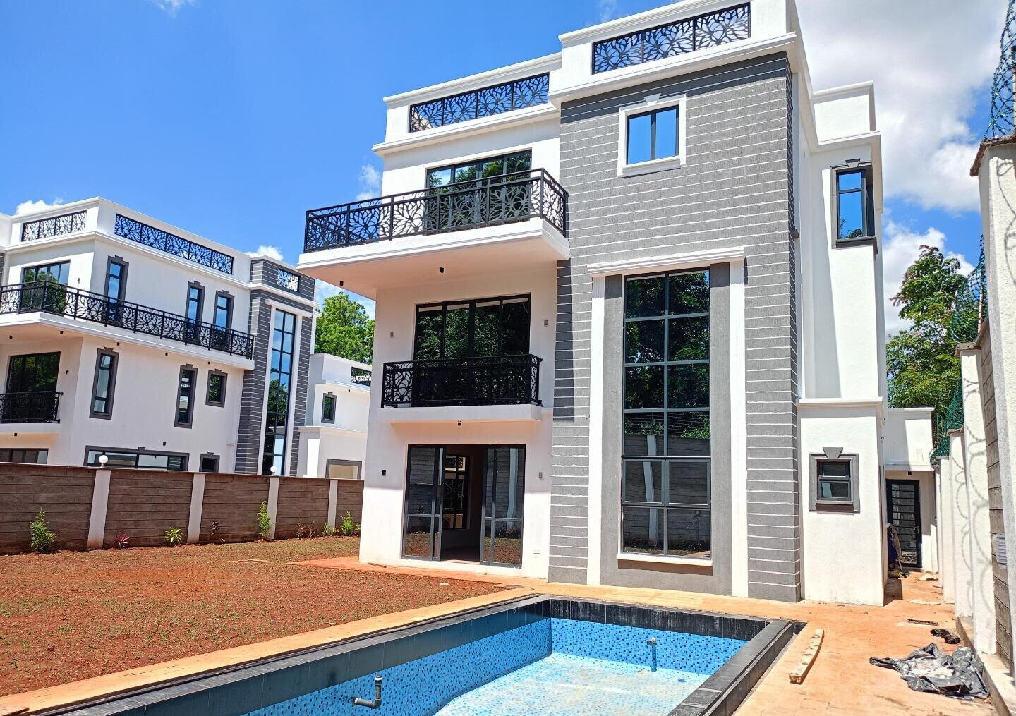 5-Ensuite Townhouse with Study, Pool & CCTV - Lavington