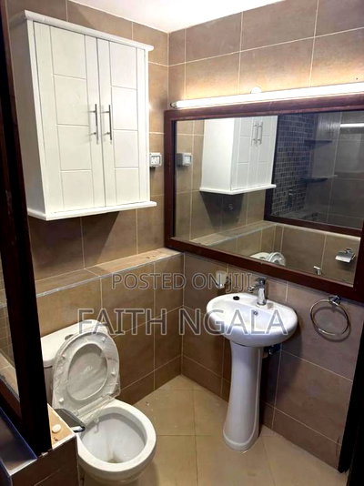 5bdrm Maisonette in Nyali for rent - Image 15