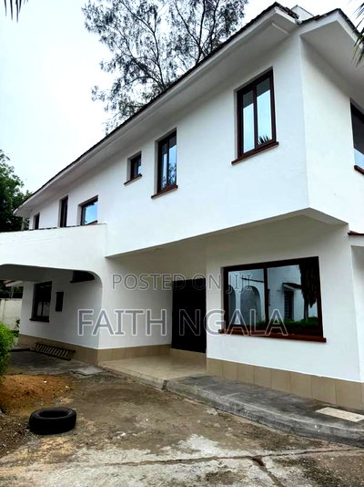 5bdrm Maisonette in Nyali for rent - Image 9