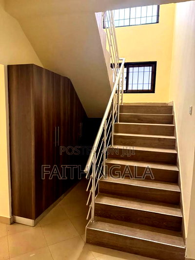 5bdrm Maisonette in Nyali for rent - Image 7