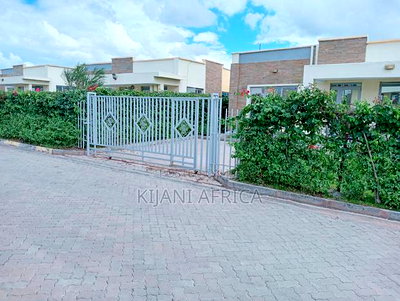 3bdrm Bungalow in Joska for sale - Image 7