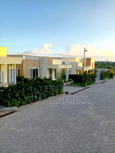 3bdrm Bungalow in Joska for sale - Image 1