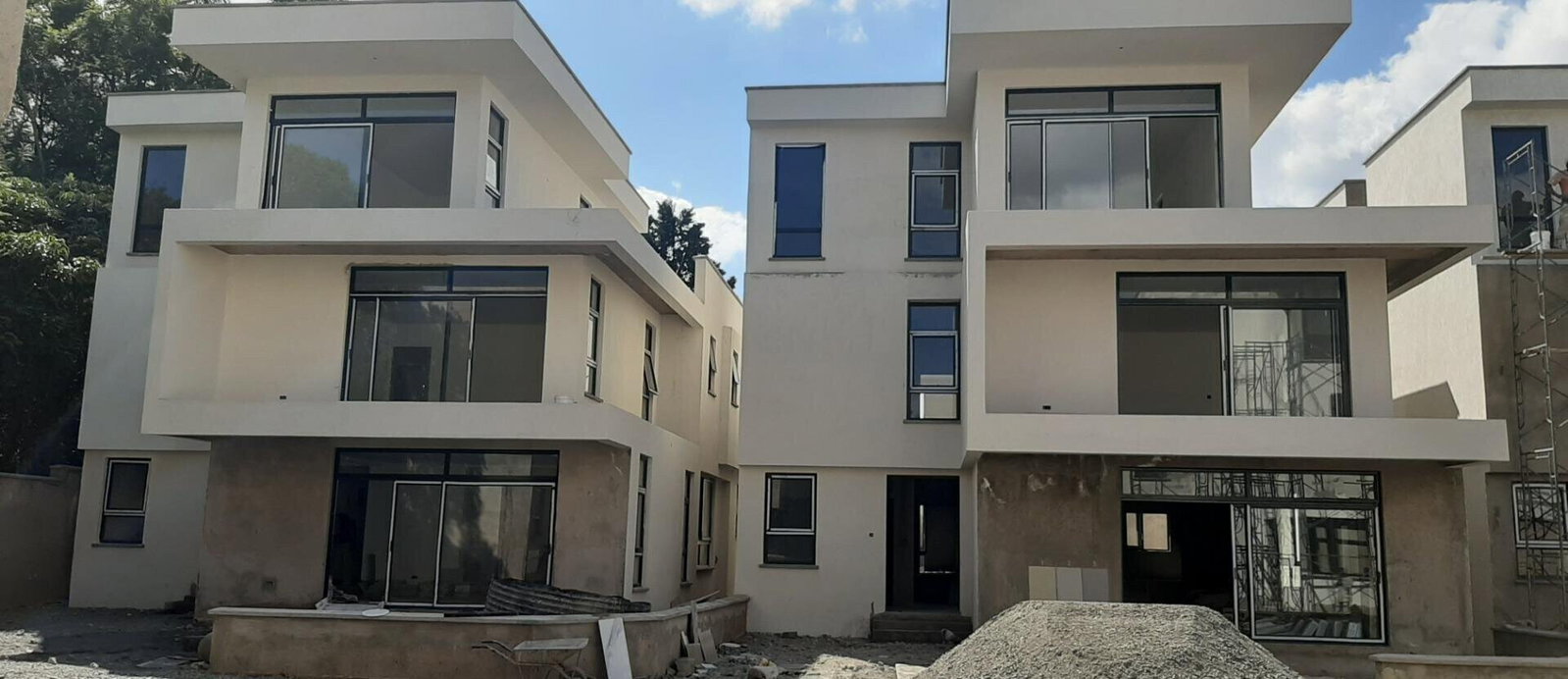 Brand New 5BR All-Ensuite Townhouse with DSQ & Generator - Kileleshwa