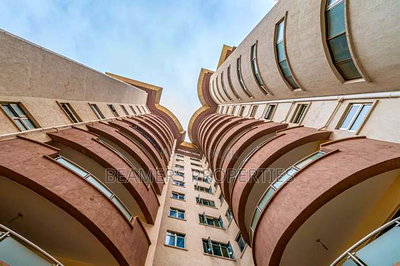 3bdrm Apartment in Valley Arcade, Hurlingham for sale - Image 5