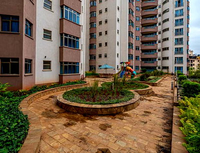 3bdrm Apartment in Valley Arcade, Hurlingham for sale - Image 4