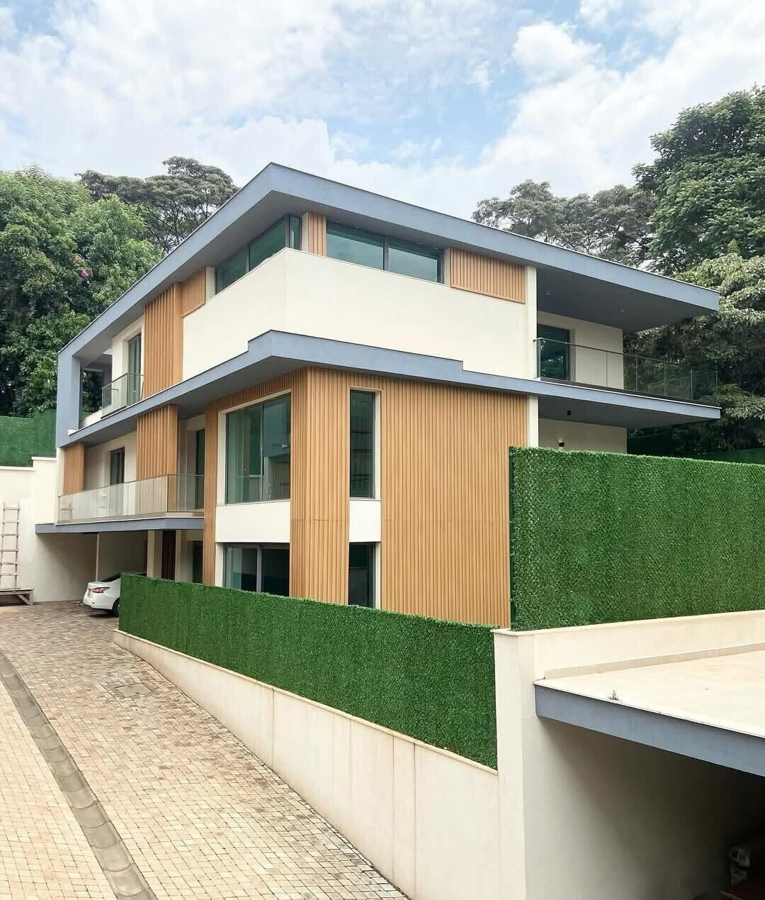 5-Ensuite Townhouse with Jacuzzi & Study - Lavington