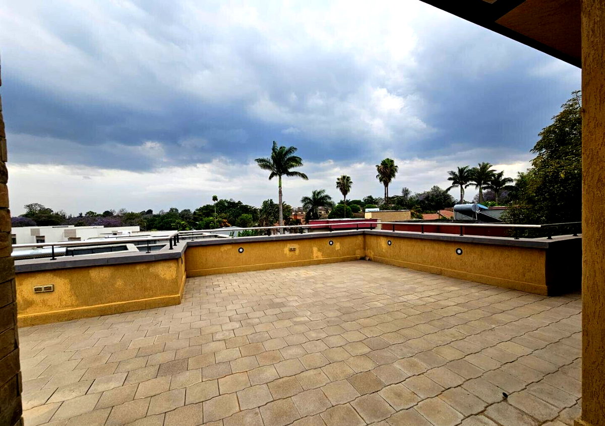 Garden Townhouse with 5BR at KSh 85M