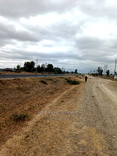 6 Acres Touching Tarmac in Kitengela Yukos Kisaju - Image 6