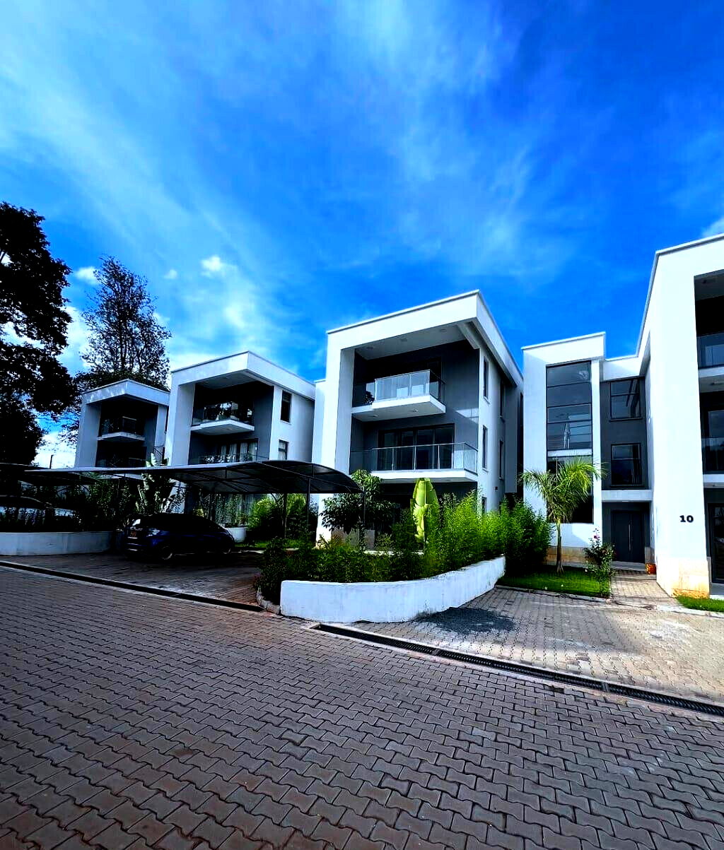 Brand-New 5-Ensuite Townhouse with Rooftop Terrace - Lavington