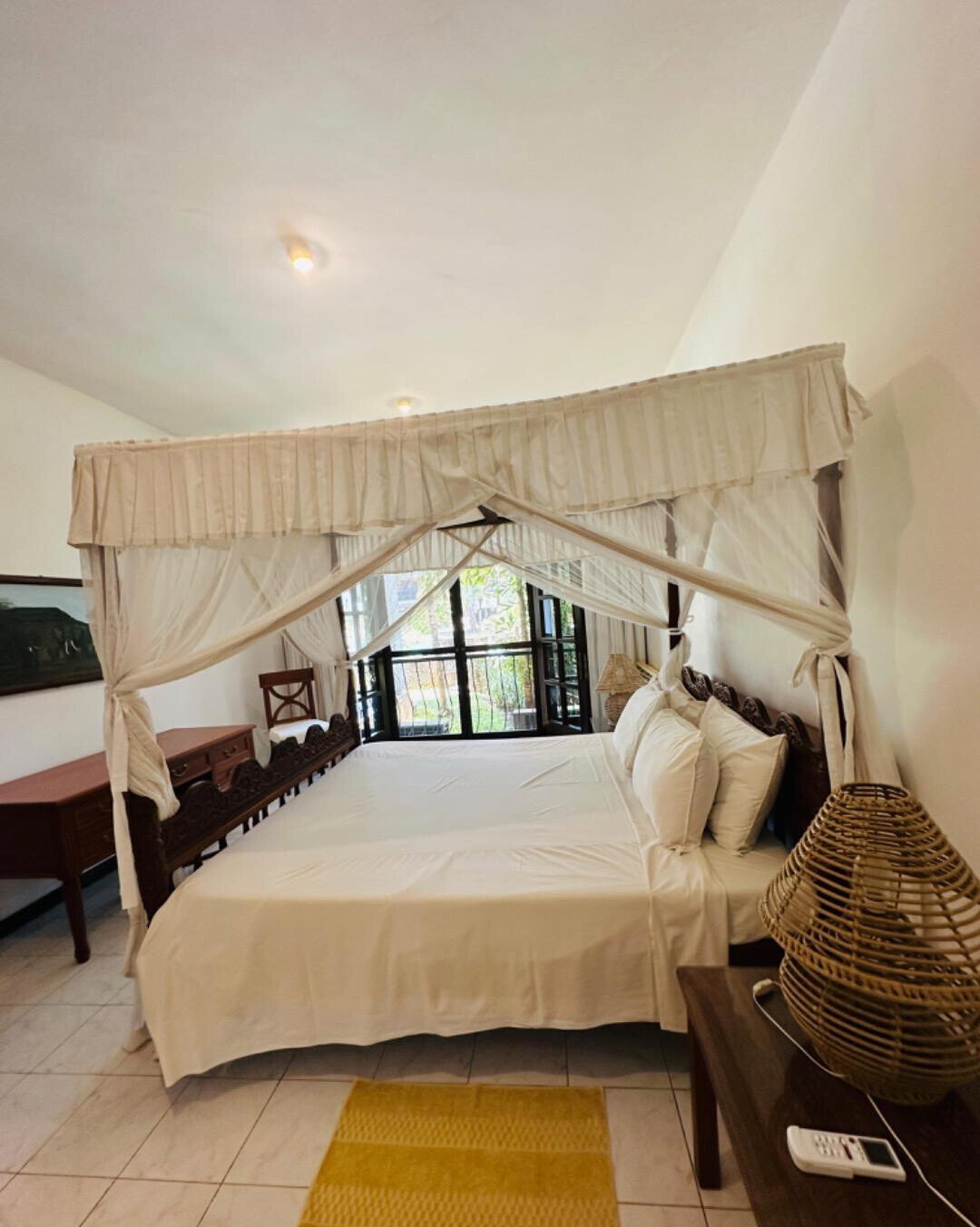 2BR Split-Level Maisonette with Pool Access – Malindi