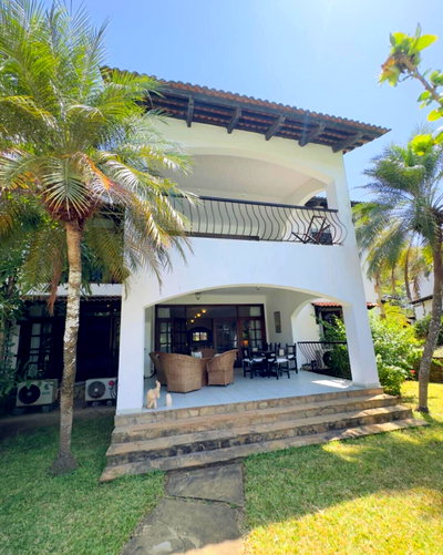 2BR Split-Level Maisonette with Pool Access – Malindi
