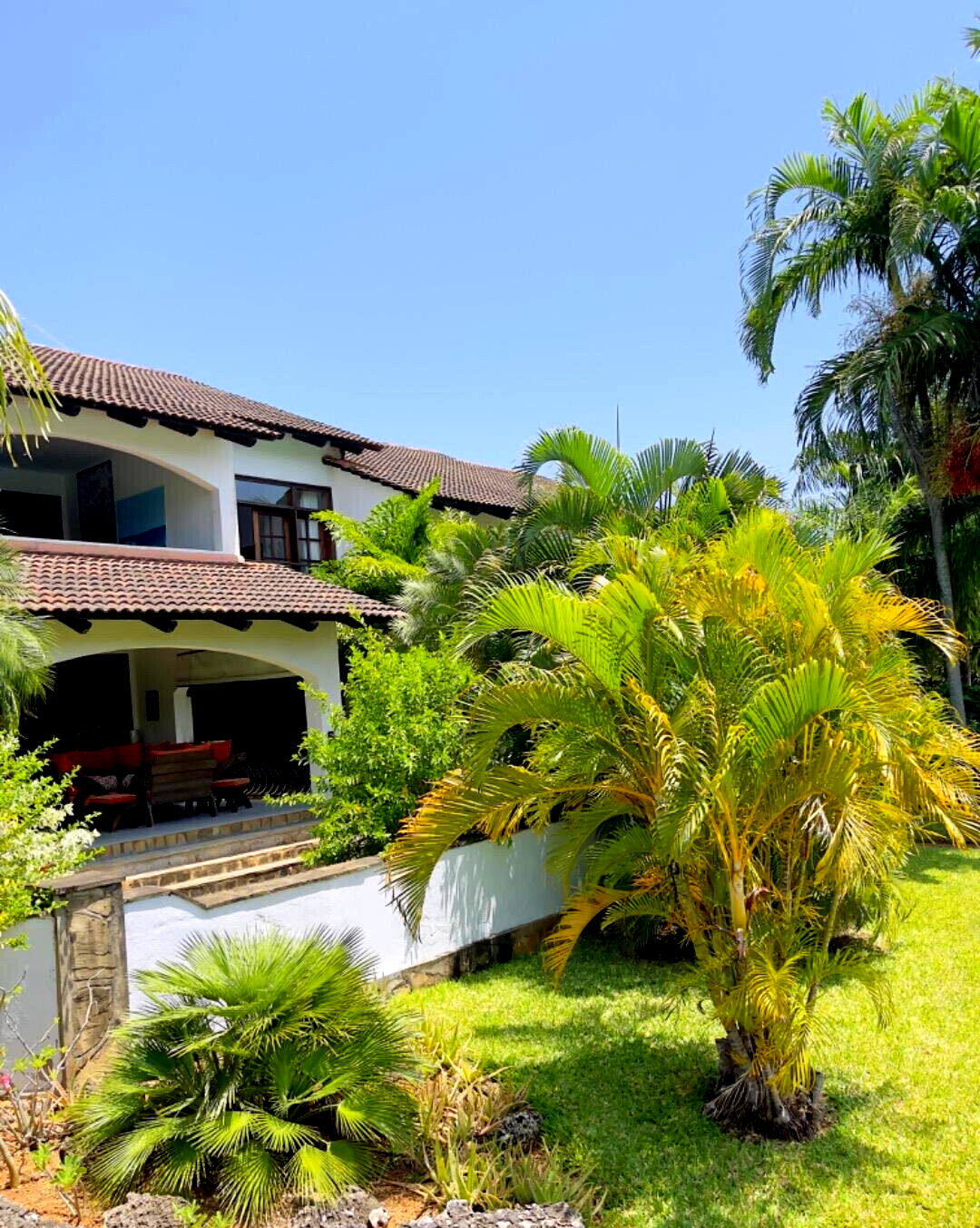 2BR Split-Level Maisonette with Pool Access – Malindi