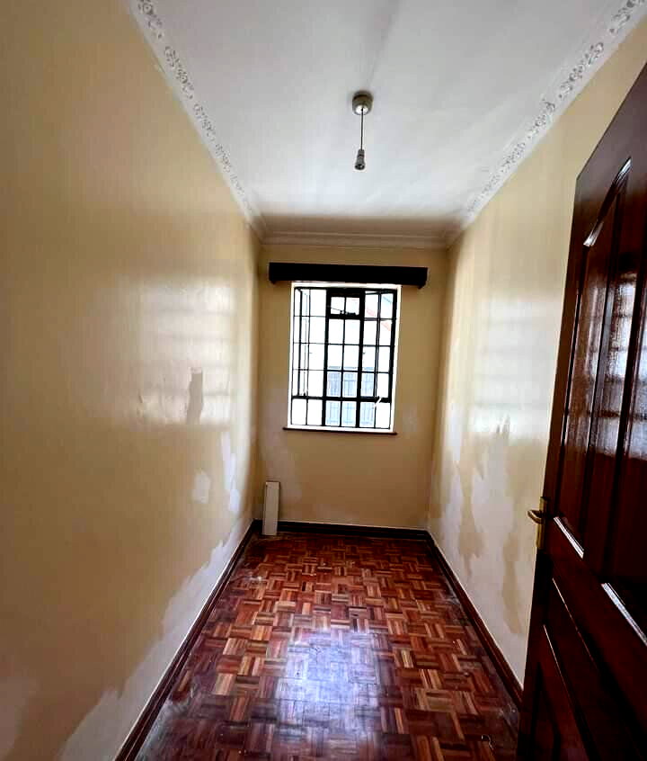 Pet-Friendly 5-Ensuite Townhouse with DSQ - Lavington