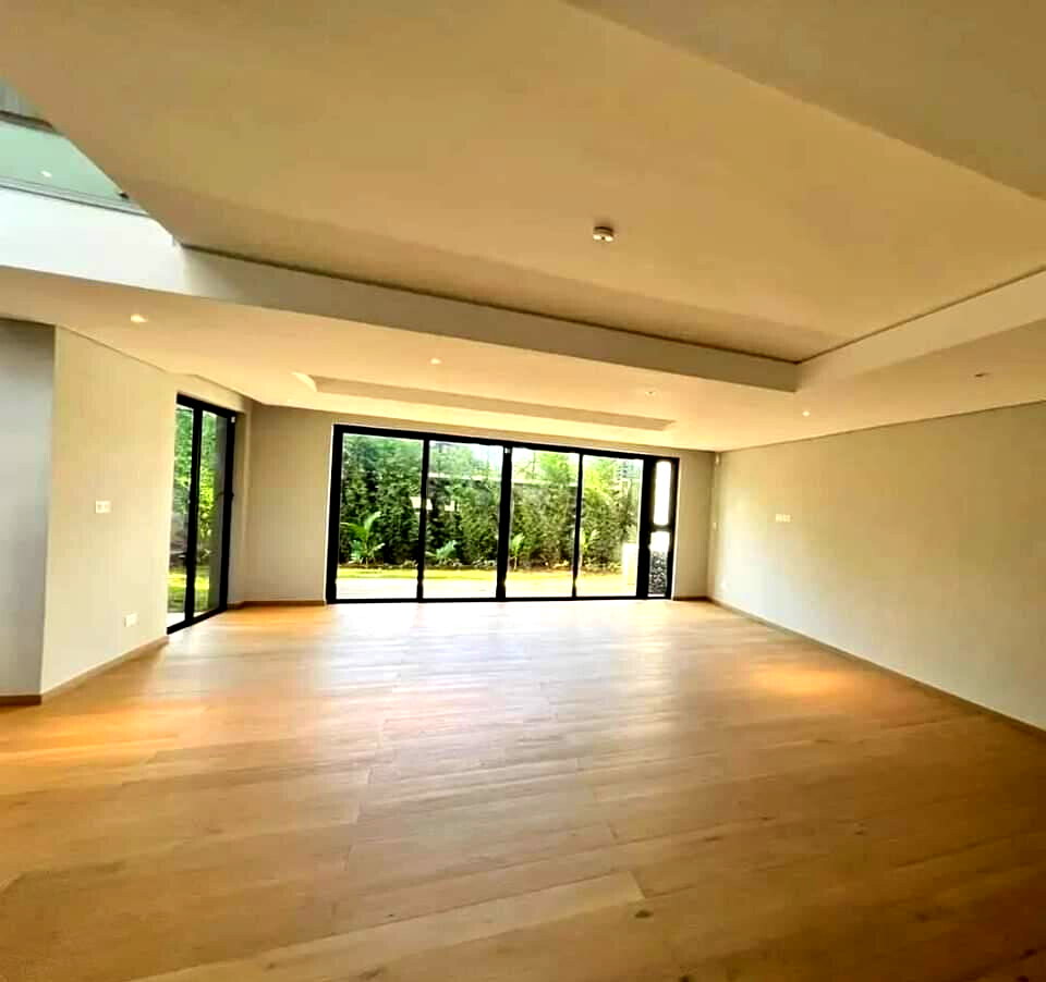 3-Bed Garden Villa with Clubhouse Access - Spring Valley