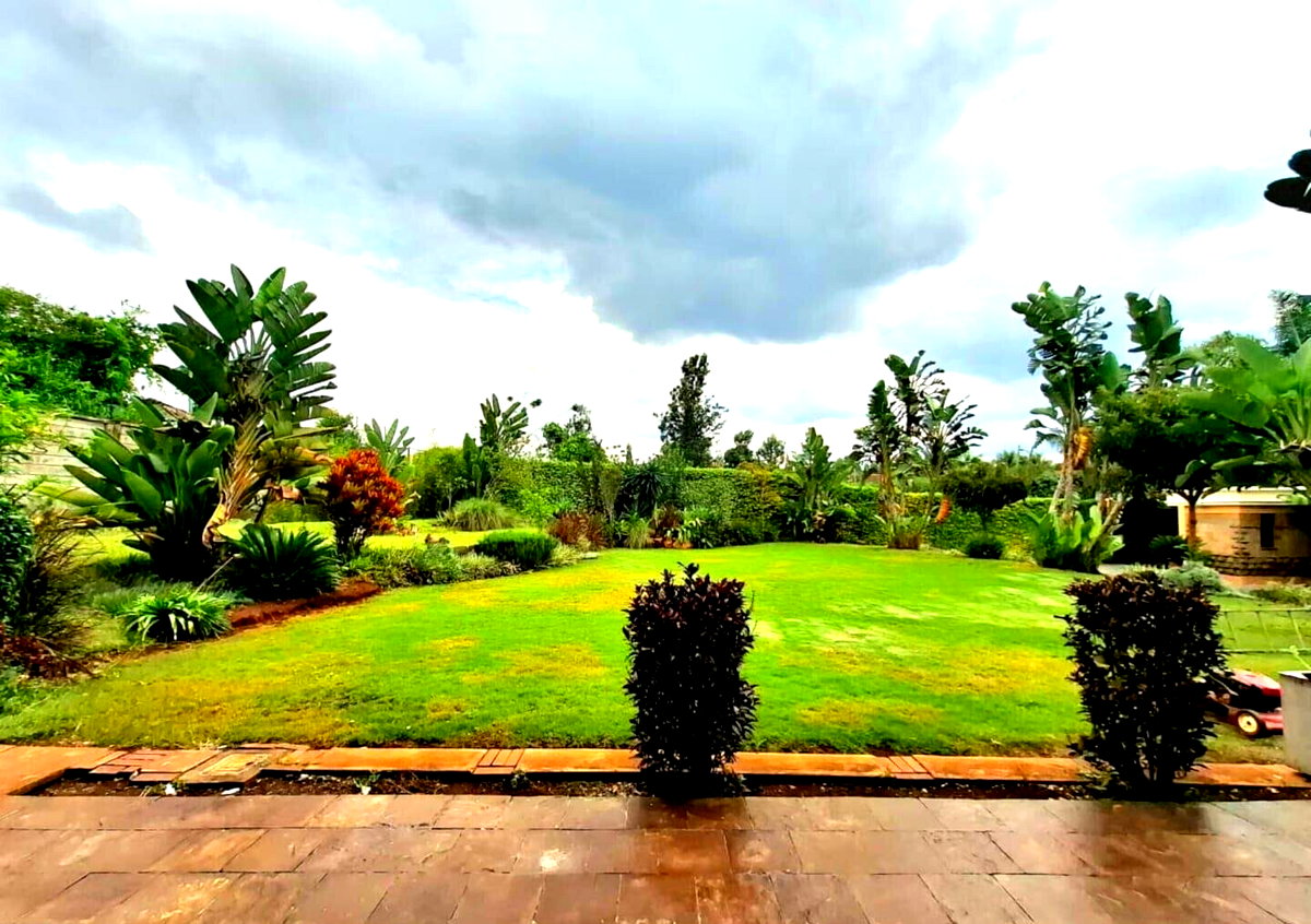 Half Acre 5BR Garden Home for KSh 450K
